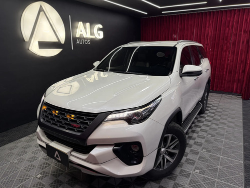 Toyota Fortuner 2.8l SRV Diesel