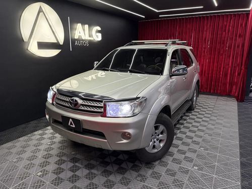 Toyota Fortuner 2.7L 4X4 At