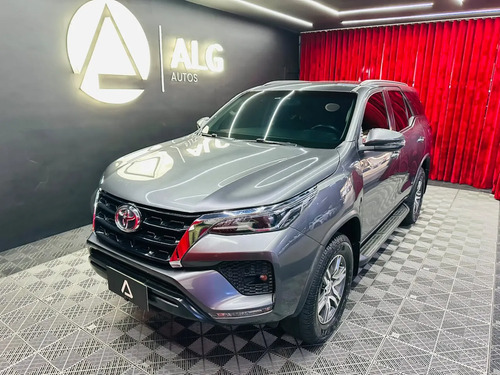 Toyota Fortuner 2.4 Street At 7As
