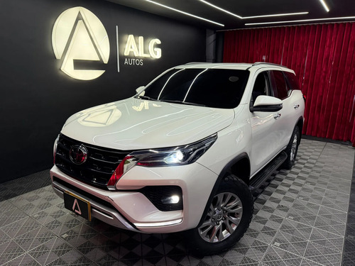 Toyota Fortuner 2.7l SRV